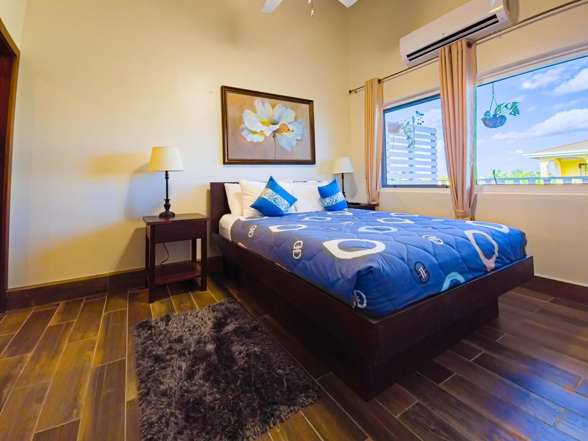Louis' Apartments Placencia 외부 사진