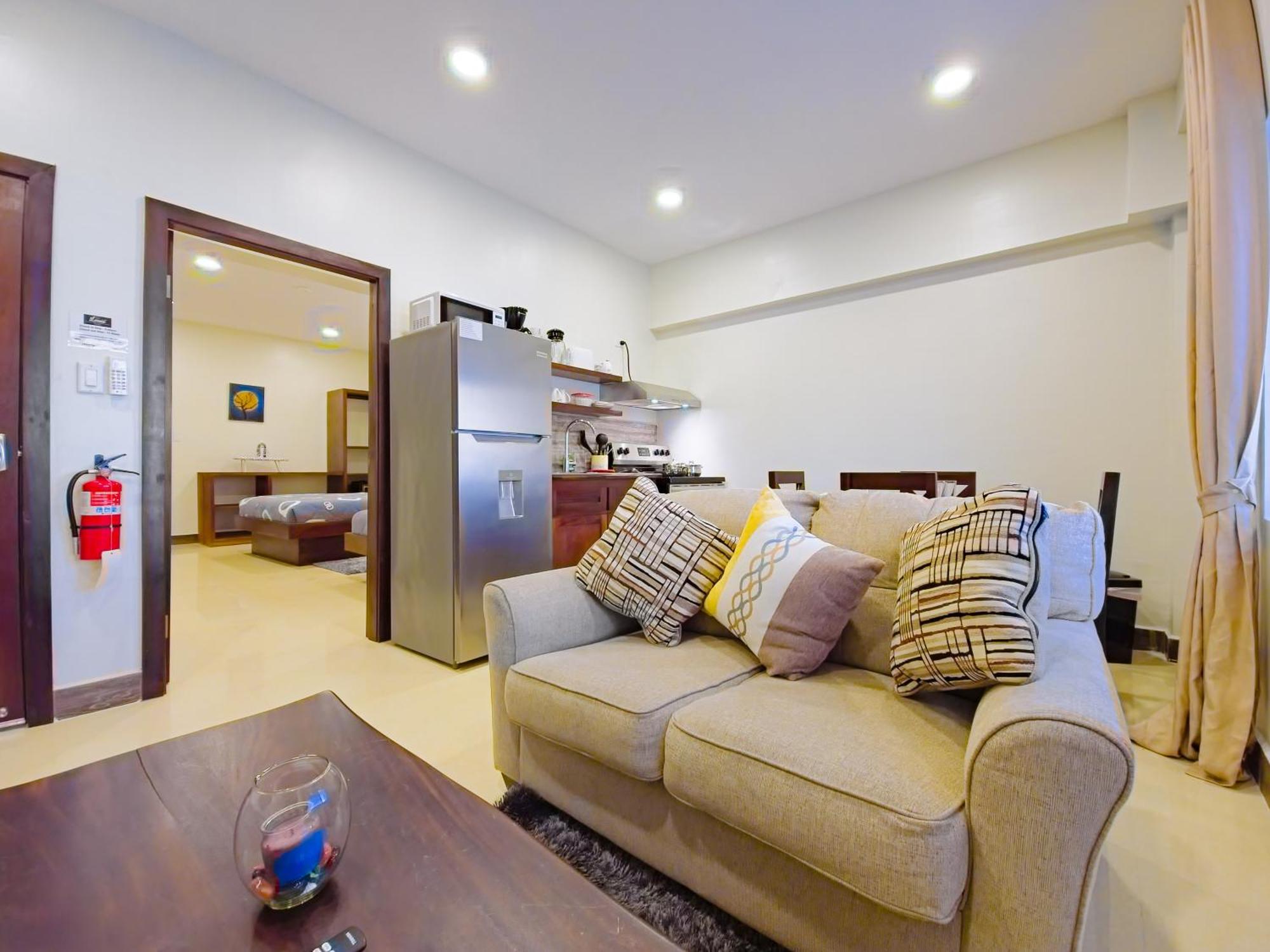 Louis' Apartments Placencia 외부 사진