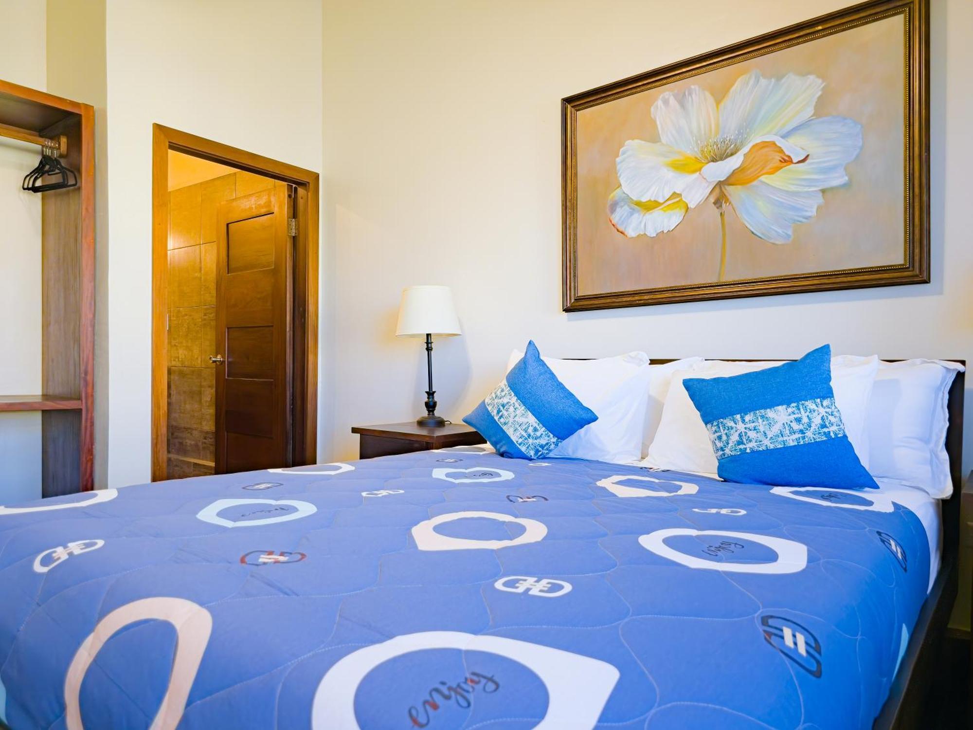 Louis' Apartments Placencia 외부 사진