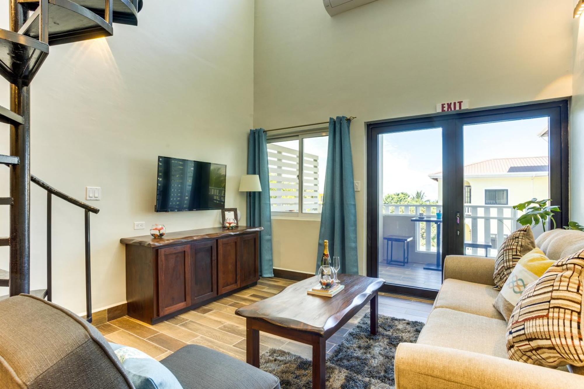 Louis' Apartments Placencia 외부 사진