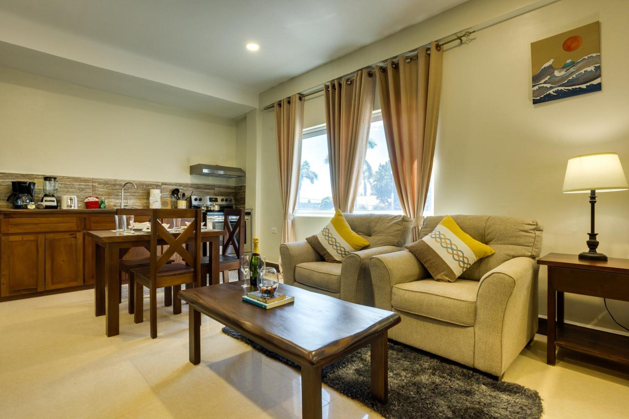 Louis' Apartments Placencia 외부 사진